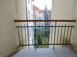 Pronájem bytu 1+kk, Praha - Nusle, Na Jezerce, 39 m2