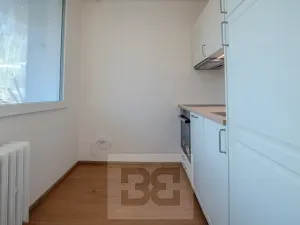 Pronájem bytu 1+1, Praha - Střížkov, Bínova, 32 m2