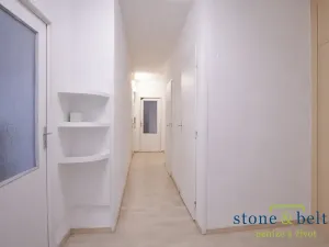 Prodej bytu 3+1, Praha - Smíchov, Plzeňská, 73 m2