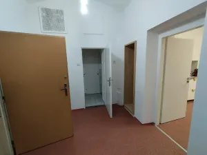 Pronájem kanceláře, Praha - Holešovice, Dobrovského, 110 m2