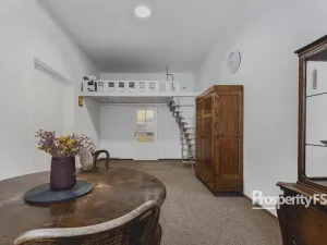 Prodej bytu 1+1, Hostinné, Dolní brána, 28 m2