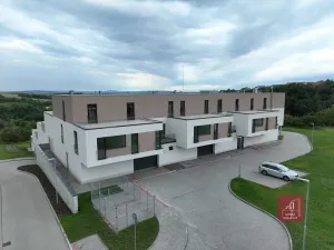 Prodej bytu 4+kk, Mokrá-Horákov, 125 m2
