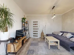 Prodej bytu 3+1, Praha - Hlubočepy, Lamačova, 63 m2