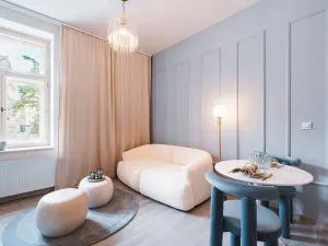 Pronájem bytu 2+kk, Praha - Vršovice, Košická, 35 m2