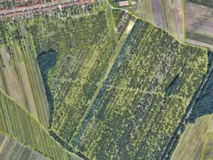 Prodej zahrady, Hlohovec, 3671 m2