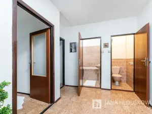 Pronájem bytu 3+1, Praha - Chodov, Bachova, 67 m2