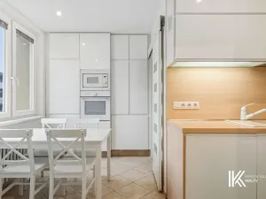 Prodej bytu 3+1, Znojmo, Dukelských bojovníků, 72 m2