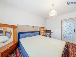 Prodej bytu 3+1, Maletín, 56 m2