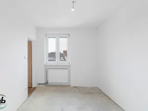 Prodej bytu 3+1, Bílovec, Radotínská, 57 m2