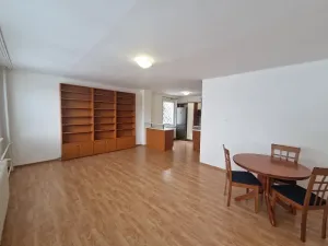 Pronájem bytu 3+kk, Praha, Holečkova, 74 m2