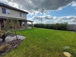 Pronájem bytu 3+kk, Polerady, 71 m2