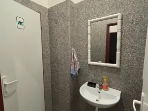 Prodej obchodního prostoru, Karlovy Vary, Sokolovská, 143 m2