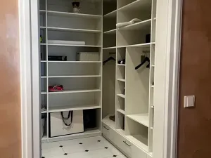 Prodej bytu 3+kk, Karlovy Vary, Divadelní náměstí, 147 m2