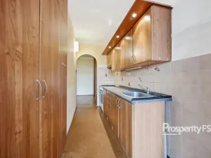 Prodej bytu 3+1, Praha - Bohnice, Toruňská, 81 m2