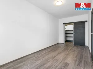 Pronájem bytu 3+kk, Bělá pod Bezdězem, Masarykovo náměstí, 100 m2