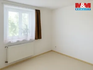 Pronájem bytu 2+1, Kladno, Petrohradská, 53 m2