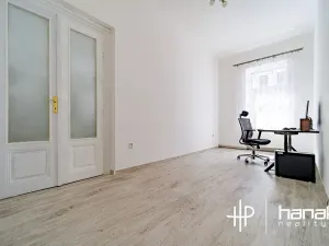 Prodej bytu 3+1, Olomouc, Komenského, 116 m2