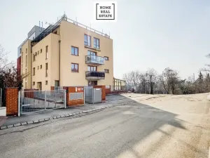 Prodej bytu 3+kk, Praha - Libeň, Nad Rokoskou, 77 m2