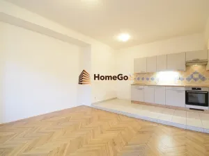 Pronájem bytu 2+kk, Praha - Nusle, Lounských, 58 m2
