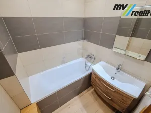 Prodej bytu 3+kk, Praha - Strašnice, Pod strání, 60 m2