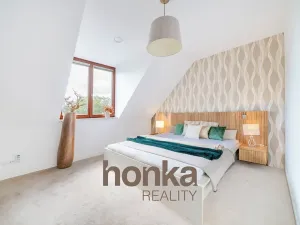 Pronájem rodinného domu, Kosoř, K Lomu, 263 m2