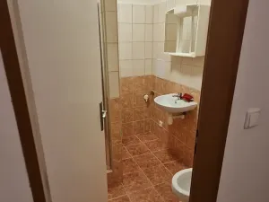 Pronájem bytu 2+kk, Teplice, Spojenecká, 45 m2