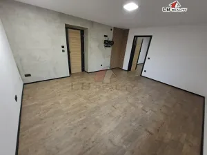 Pronájem bytu 3+1, Kolín, Kpt. Jaroše, 95 m2