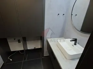 Pronájem bytu 3+1, Kolín, Kpt. Jaroše, 95 m2