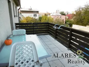 Prodej rodinného domu, Praha - Hostavice, 330 m2