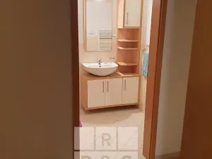 Pronájem bytu 3+kk, Praha - Liboc, Naardenská, 97 m2