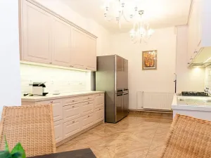 Prodej bytu 3+1, Karlovy Vary, Foersterova, 112 m2