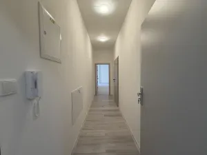 Pronájem bytu 2+kk, Milovice - Mladá, Slepá, 57 m2
