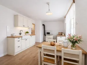 Prodej chalupy, Podmokly, 251 m2