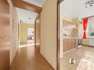 Prodej bytu 3+1, Mžany, 73 m2