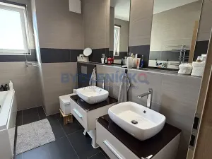 Prodej bytu 2+kk, České Budějovice, České Vrbné, 71 m2