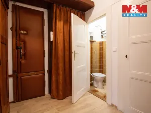 Pronájem bytu 2+kk, Praha - Žižkov, Žerotínova, 55 m2