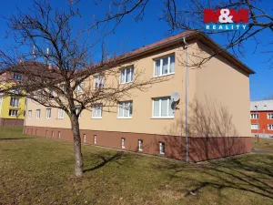 Prodej bytu 1+1, Klášterec nad Ohří - Miřetice u Klášterce nad Ohří, Pražská, 52 m2