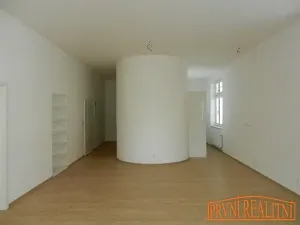Pronájem kanceláře, Uherský Brod, Kaunicova, 82 m2