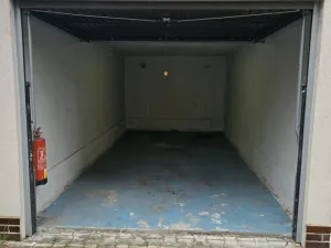 Pronájem garáže, Praha, Ke Kotlářce, 16 m2