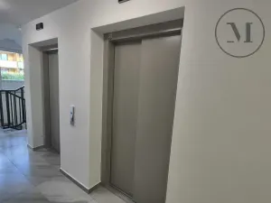 Pronájem bytu 2+kk, České Budějovice, Branišovská, 57 m2