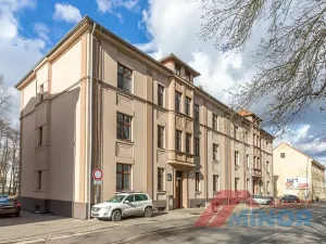 Prodej bytu 3+1, Slaný, Ouvalova, 94 m2