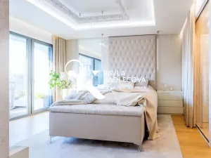 Prodej bytu 4+kk, Praha - Karlín, Karolinská, 200 m2