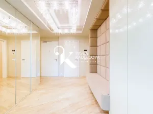 Prodej bytu 4+kk, Praha - Karlín, Karolinská, 200 m2