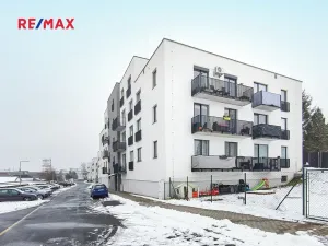 Pronájem bytu 1+kk, Plzeň, V Zahrádkách, 39 m2