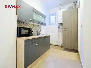 Pronájem kanceláře, Plzeň, Tovární, 20 m2