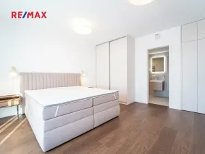 Pronájem bytu 2+kk, Praha - Stodůlky, Hábova, 68 m2