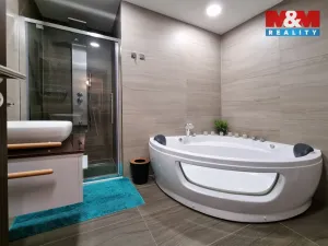 Pronájem bytu 3+kk, Karlovy Vary - Drahovice, Mattoniho nábřeží, 127 m2