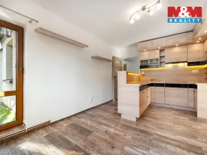 Prodej rodinného domu, Osík, 227 m2