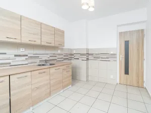 Prodej bytu 3+1, Tlustice, 72 m2