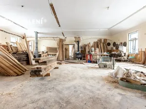 Prodej výrobních prostor, Malé Březno, 670 m2